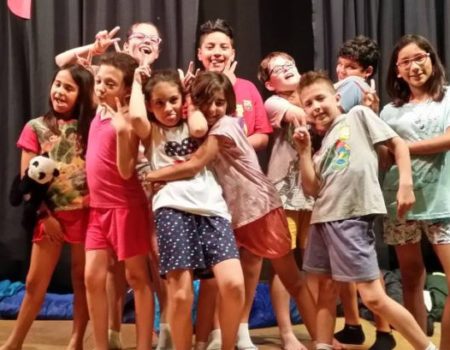 Cursos para Niños de Teatro – MBT Fuenlabrada (2 grupos: infantil y juvenil)